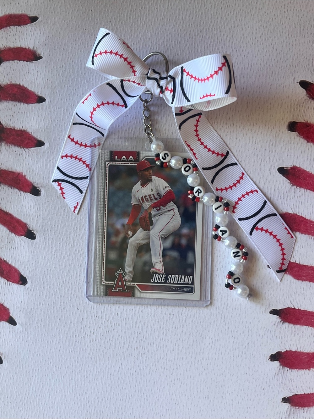 Angels-José Soriano keychain